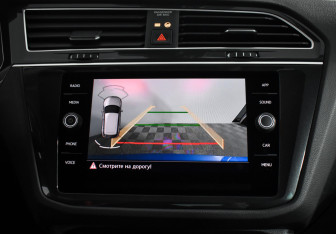 Подержанный автомобиль Volkswagen Tiguan 2020 года (19 фото)