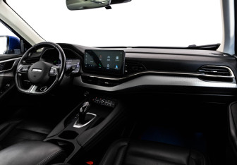 Подержанный автомобиль Haval F7 2022 года (11 фото)