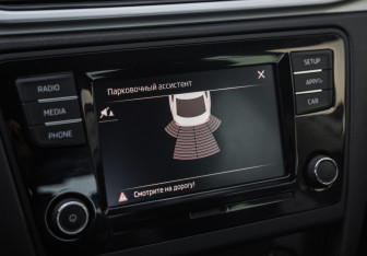 Подержанный автомобиль Skoda Rapid Liftback 2019 года (16 фото)