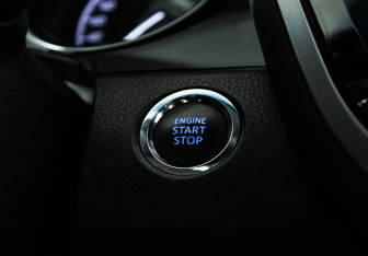 Подержанный автомобиль Toyota Camry Sedan 2021 года (19 фото)