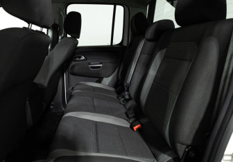 Подержанный автомобиль Volkswagen Amarok 2016 года (10 фото)