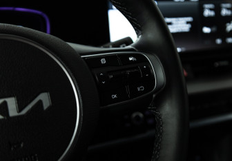 Подержанный автомобиль Kia Sportage 2025 года (17 фото)