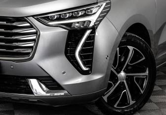 Подержанный автомобиль Haval Jolion 2023 года (3 фото)