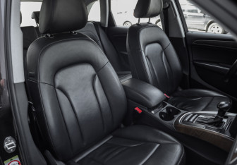 Подержанный автомобиль Audi Q5 2013 года (23 фото)