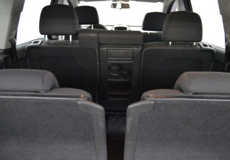 Подержанный автомобиль Opel Zafira Compactvan 2012 года (15 фото)