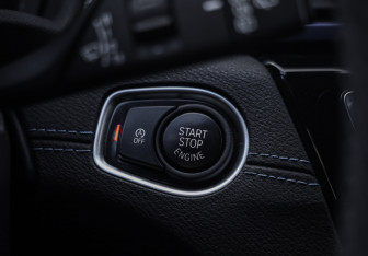 Подержанный автомобиль BMW X1 2019 года (20 фото)