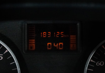 Подержанный автомобиль Renault Duster 2013 года (16 фото)