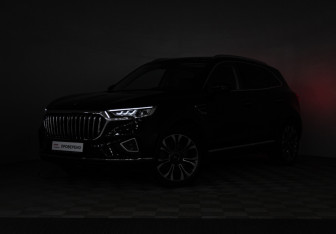 Подержанный автомобиль Hongqi HS5 2021 года (29 фото)