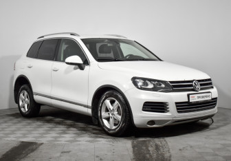 Подержанный автомобиль Volkswagen Touareg 2012 года (3 фото)