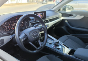 Подержанный автомобиль Audi A4 Wagon 2019 года (12 фото)
