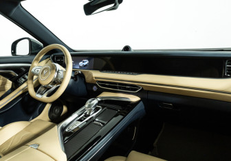 Подержанный автомобиль Voyah Free 2023 года (9 фото)