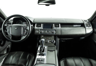 Подержанный автомобиль Land Rover Range Rover Sport 2012 года (13 фото)