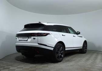 Подержанный автомобиль Land Rover Range Rover Velar 2017 года (5 фото)