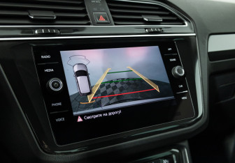 Подержанный автомобиль Volkswagen Tiguan 2018 года (15 фото)