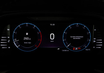 Подержанный автомобиль Skoda Octavia Liftback 2021 года (30 фото)