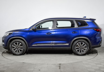 Подержанный автомобиль Chery Tiggo 8 2020 года (8 фото)