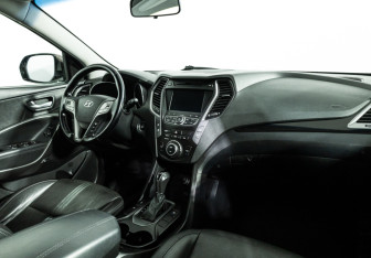 Подержанный автомобиль Hyundai Santa Fe 2014 года (9 фото)