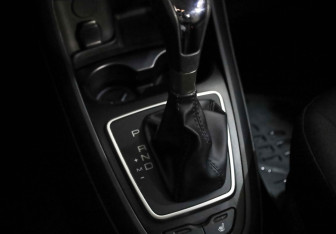 Подержанный автомобиль LADA (ВАЗ) Vesta Sedan 2020 года (15 фото)