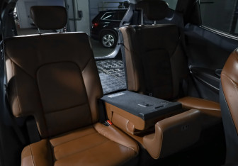 Подержанный автомобиль Hyundai Santa Fe 2012 года (32 фото)