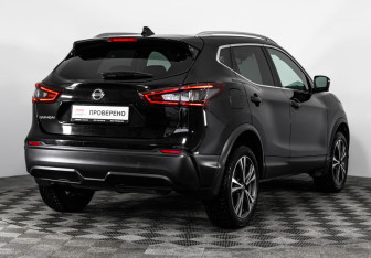 Подержанный автомобиль Nissan Qashqai 2021 года (7 фото)