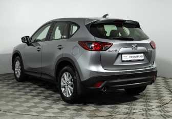 Подержанный автомобиль Mazda CX-5 2012 года (7 фото)