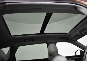 Подержанный автомобиль Voyah Free 2024 года (13 фото)