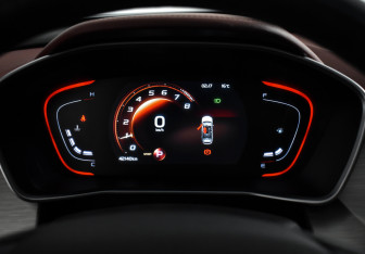Подержанный автомобиль Geely Coolray 2023 года (18 фото)