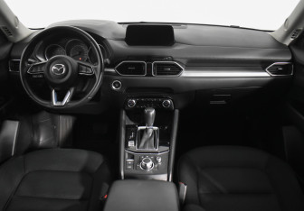 Подержанный автомобиль Mazda CX-5 2018 года (13 фото)