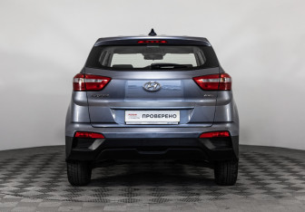 Подержанный автомобиль Hyundai Creta 2018 года (6 фото)