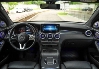 Подержанный автомобиль Mercedes-Benz GLC Coupe 2019 года (11 фото)