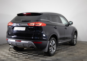 Подержанный автомобиль Geely Atlas 2019 года (5 фото)