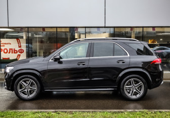 Подержанный автомобиль Mercedes-Benz GLE 2020 года (7 фото)