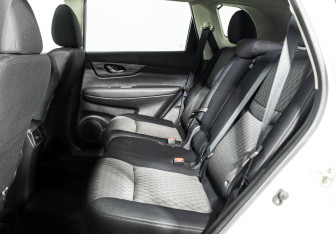 Подержанный автомобиль Nissan X-Trail 2020 года (10 фото)