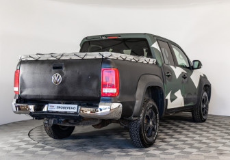 Подержанный автомобиль Volkswagen Amarok 2011 года (9 фото)