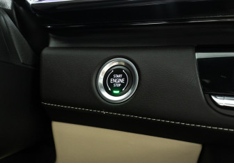 Подержанный автомобиль Cadillac Escalade Suv 2021 года (30 фото)