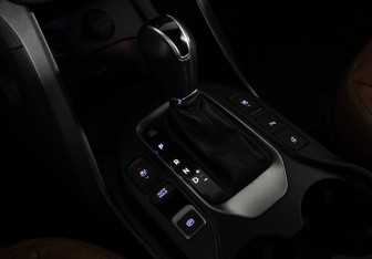 Подержанный автомобиль Hyundai Santa Fe 2012 года (23 фото)