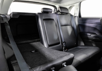 Подержанный автомобиль Mitsubishi ASX 2013 года (19 фото)