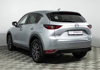 Подержанный автомобиль Mazda CX-5 2018 года (7 фото)
