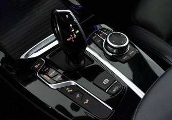 Подержанный автомобиль BMW X3 2021 года (18 фото)