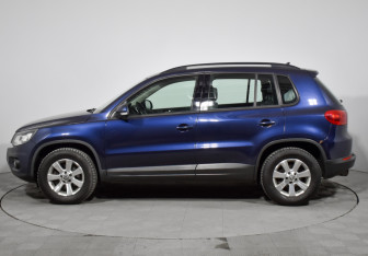 Подержанный автомобиль Volkswagen Tiguan 2013 года (8 фото)