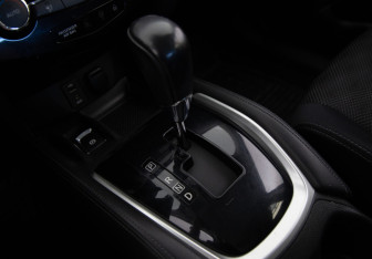 Подержанный автомобиль Nissan Qashqai 2014 года (12 фото)