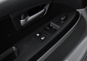 Подержанный автомобиль Suzuki SX4 Hatchback 2012 года (10 фото)