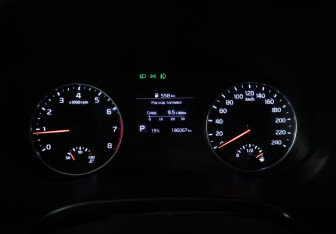 Подержанный автомобиль Kia Seltos 2020 года (12 фото)