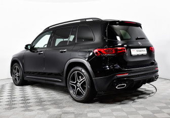 Подержанный автомобиль Mercedes-Benz GLB 2020 года (7 фото)