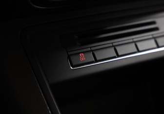 Подержанный автомобиль Volkswagen Tiguan 2015 года (15 фото)