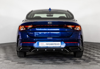 Подержанный автомобиль Kia K5 2020 года (6 фото)