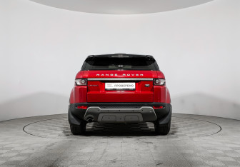 Подержанный автомобиль Land Rover Range Rover Evoque 2014 года (6 фото)