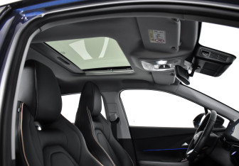 Подержанный автомобиль Omoda C5 2024 года (21 фото)