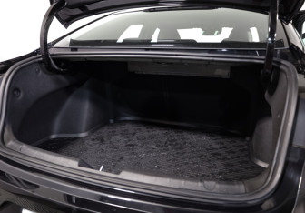 Подержанный автомобиль Geely Preface 2024 года (29 фото)