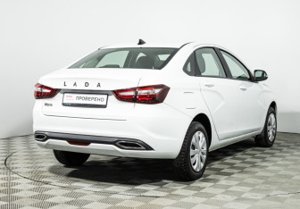 Подержанный автомобиль LADA (ВАЗ) Vesta Sedan 2023 года (5 фото)